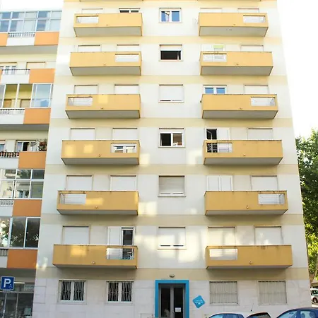 & Experiences * Lisbon